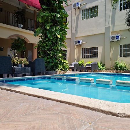 Hotel Plaza Floresta Сан Мигел Екстериор снимка